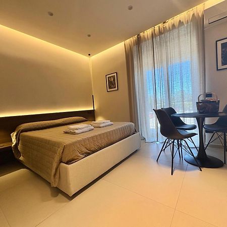 Stay In Napoli Ngoại thất bức ảnh