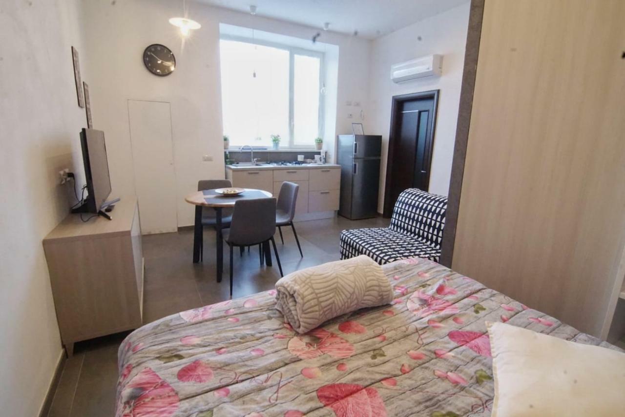 Stay In Napoli Ngoại thất bức ảnh